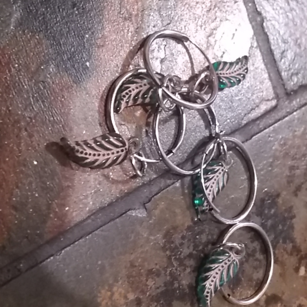 Handmade leaf hair jewelry
